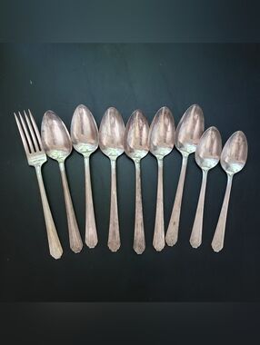 Set of 9 Vintage Silver-plated Flatware Pieces — Spoon and Fork Assortment